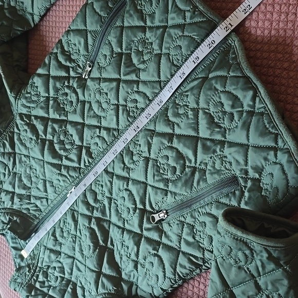 Star Wars Revel Green Quilted Jacket for Kids (UNISEX) - Picture 10 of 14